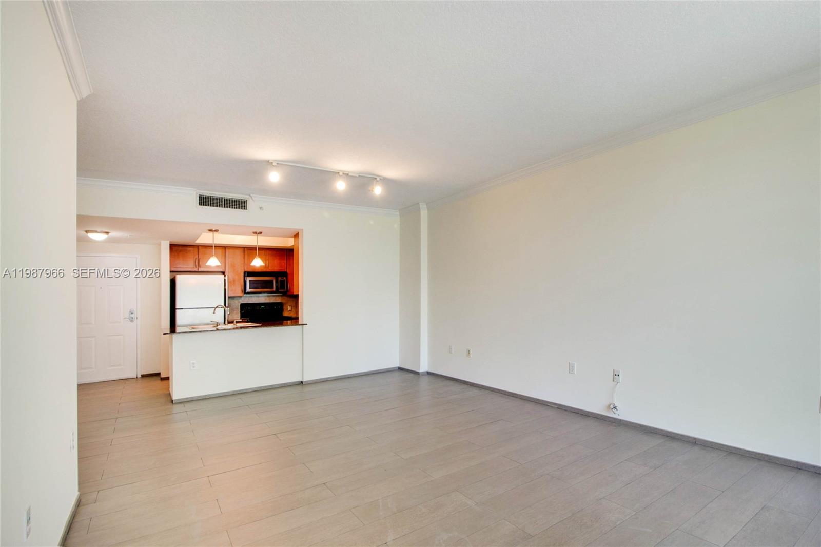 2000 N Bayshore Drive