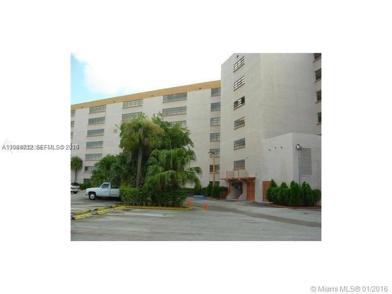 9688 Fontainebleau Boulevard