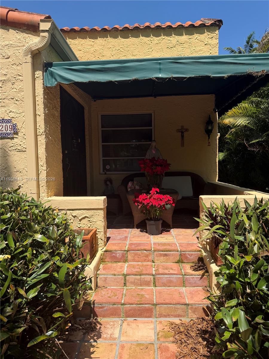 1209 Mariana Avenue