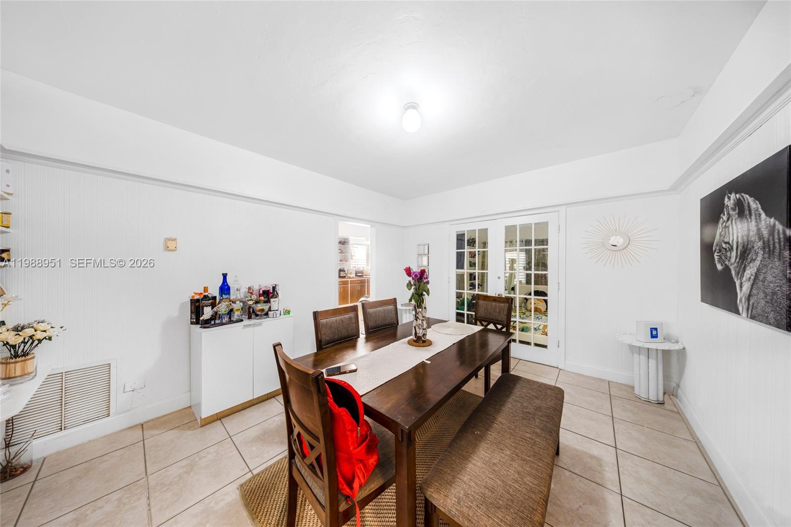 605 NW 34th Avenue
