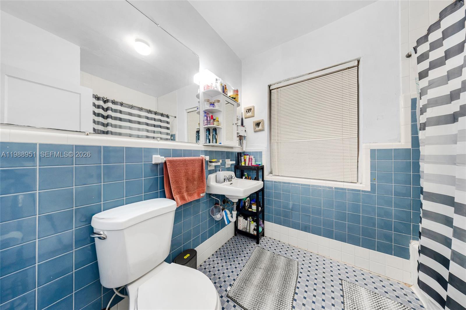 605 NW 34th Avenue