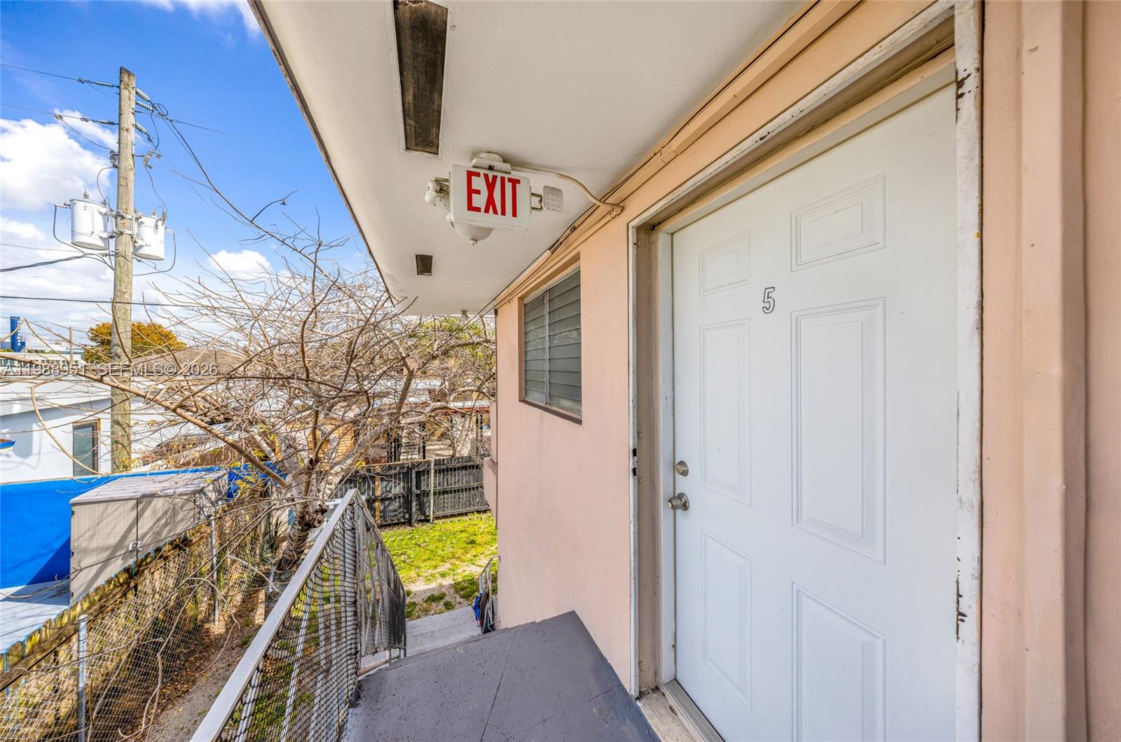 605 NW 34th Avenue