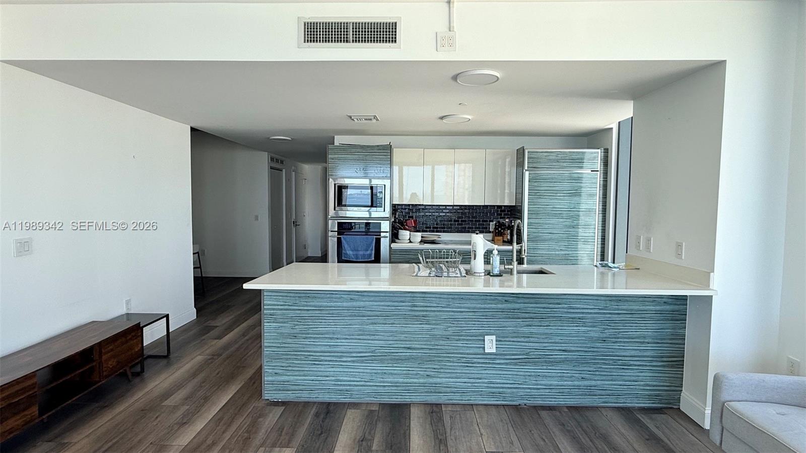 460 NE 28th Street
