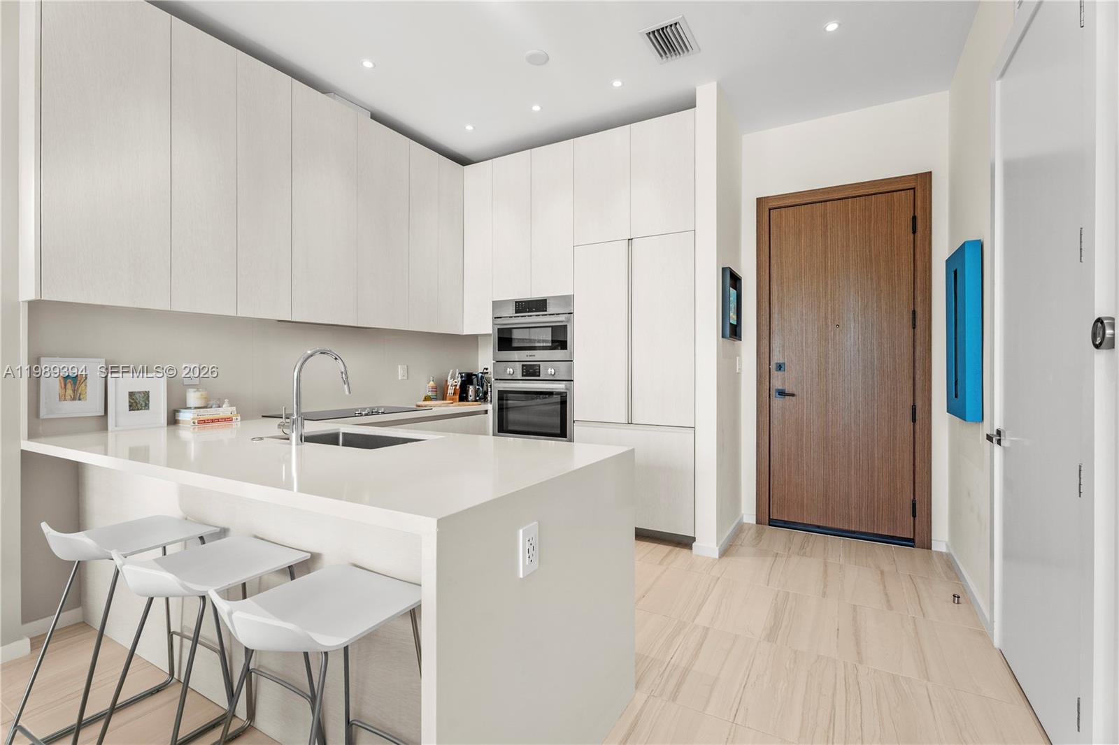 3156 SW 27th Avenue gallery image #13