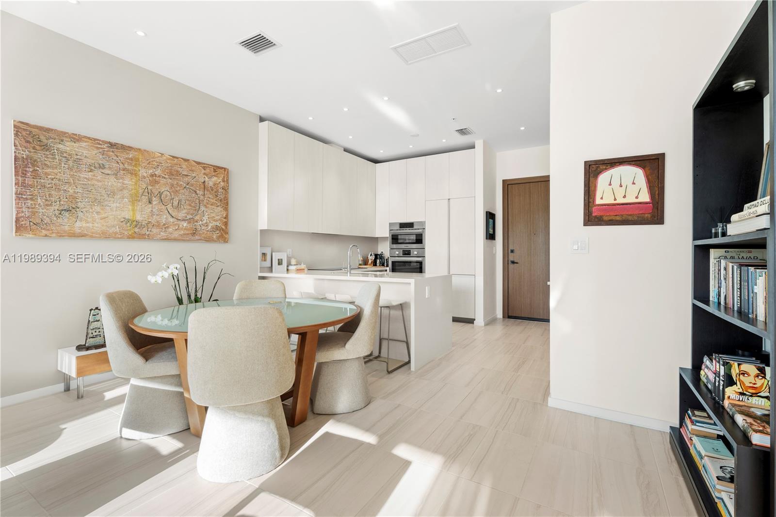 3156 SW 27th Avenue gallery image #16