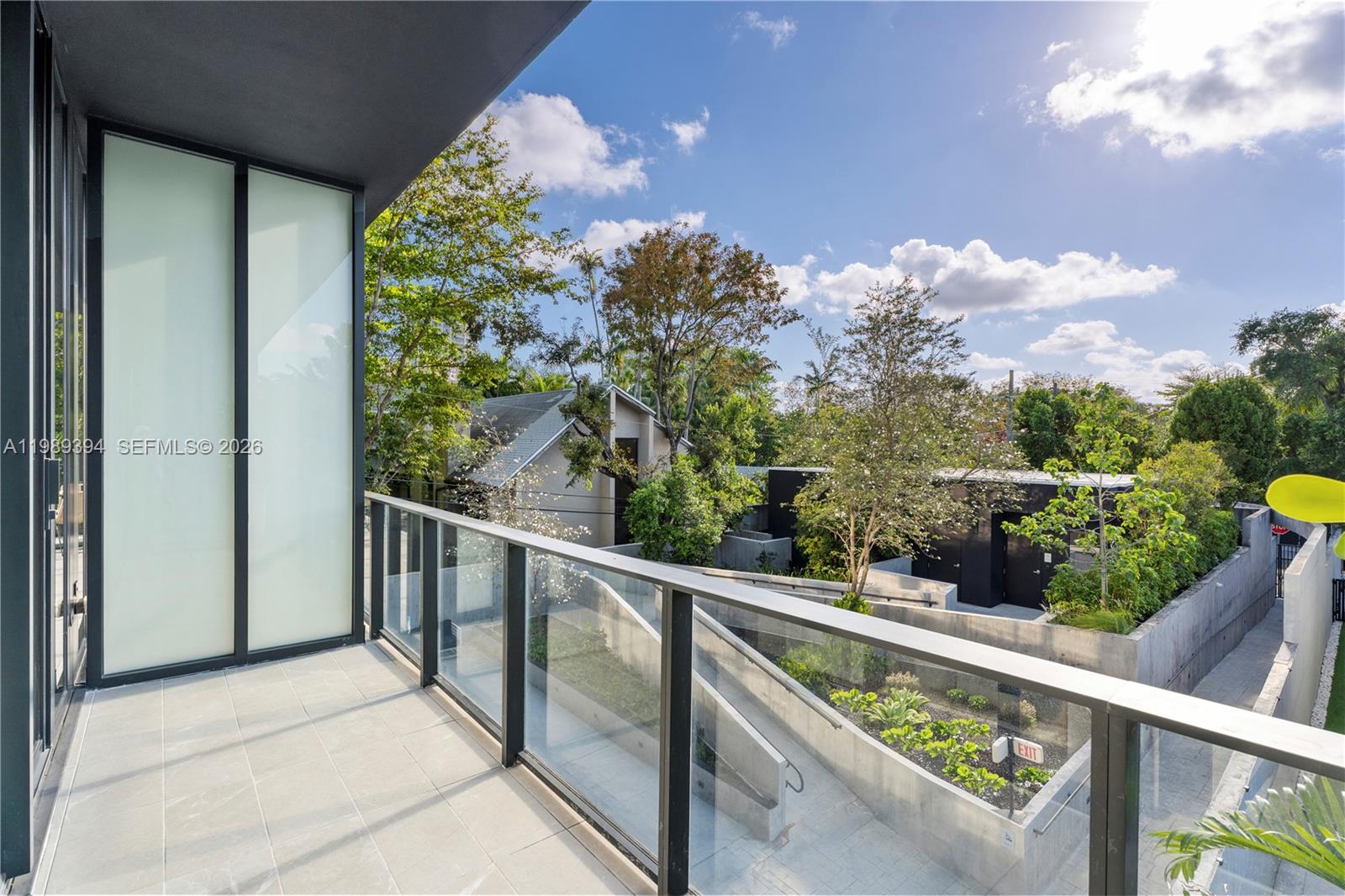 3156 SW 27th Avenue gallery image #7