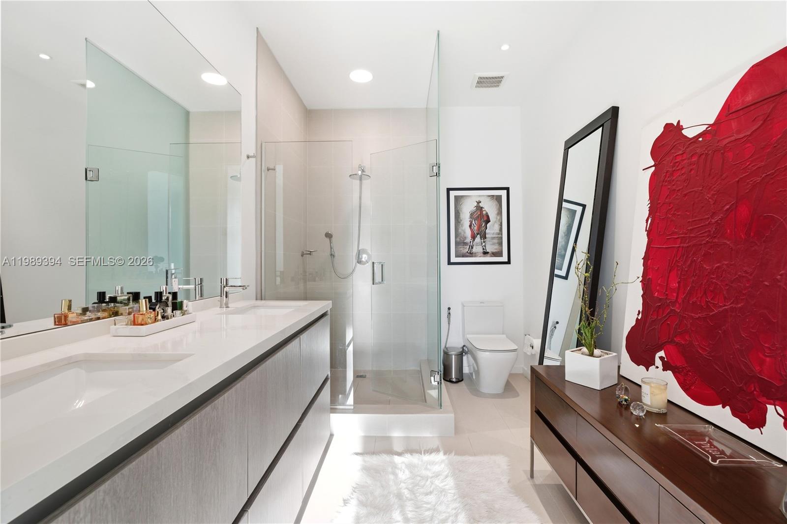 3156 SW 27th Avenue gallery image #9