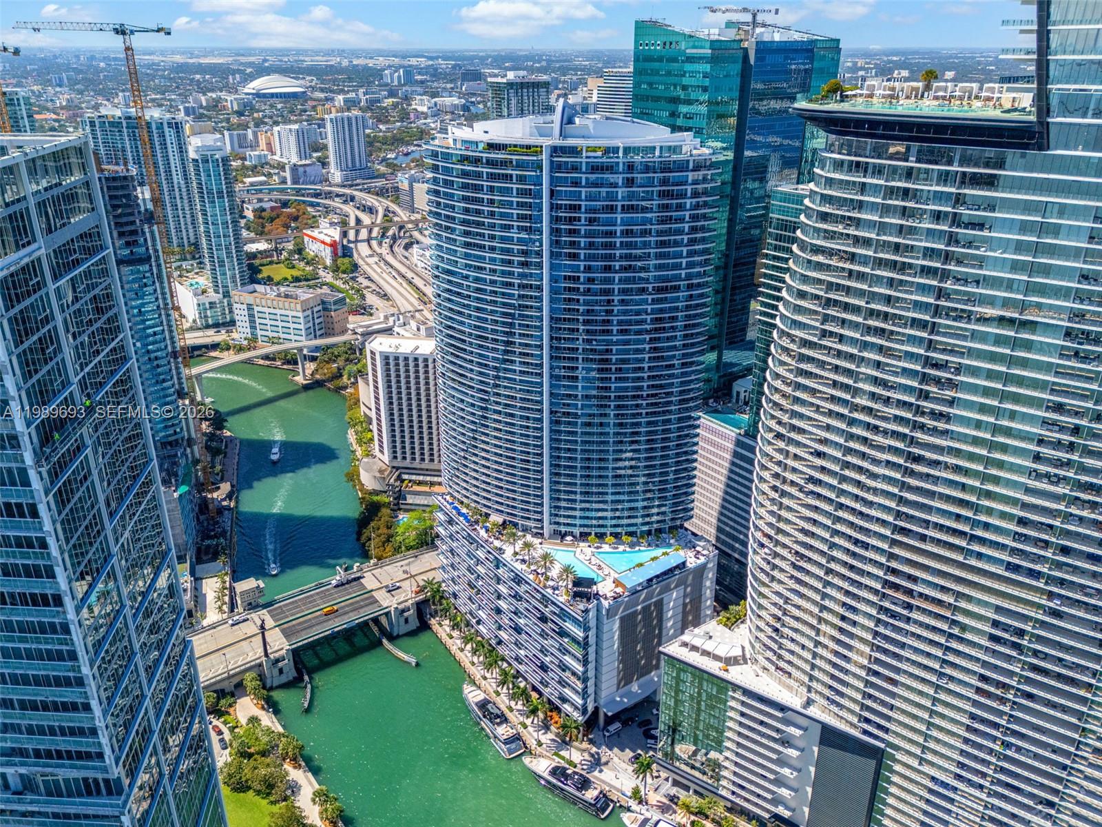 200 Biscayne Boulevard Way