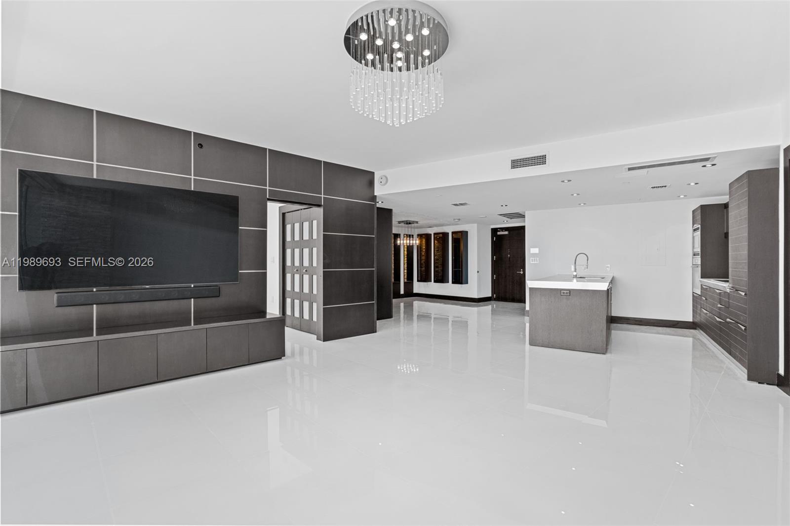 200 Biscayne Boulevard Way