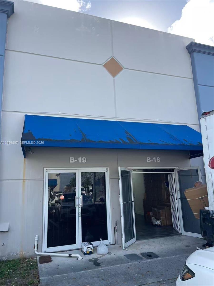 4960 NW 165th Street