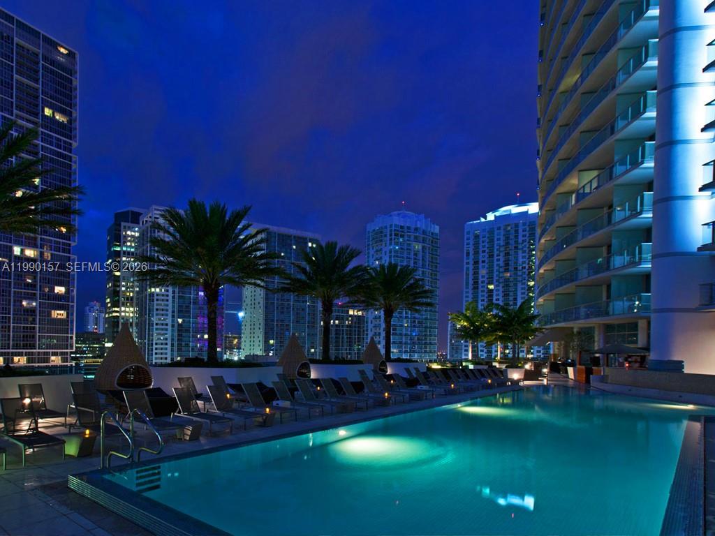 200 Biscayne Blvd Way