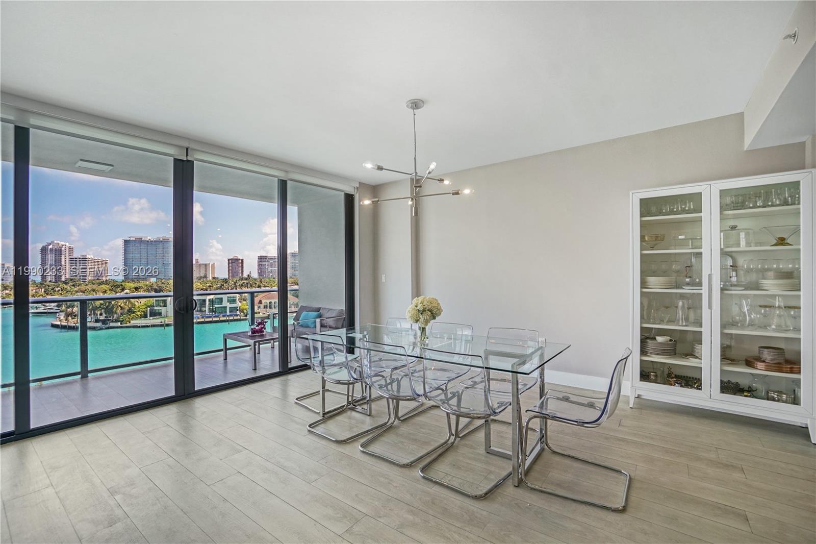 10201 E Bay Harbour