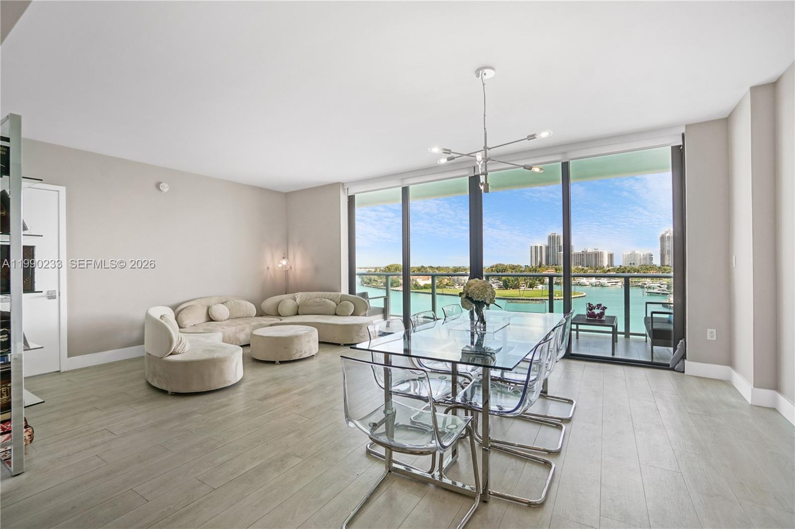 10201 E Bay Harbour