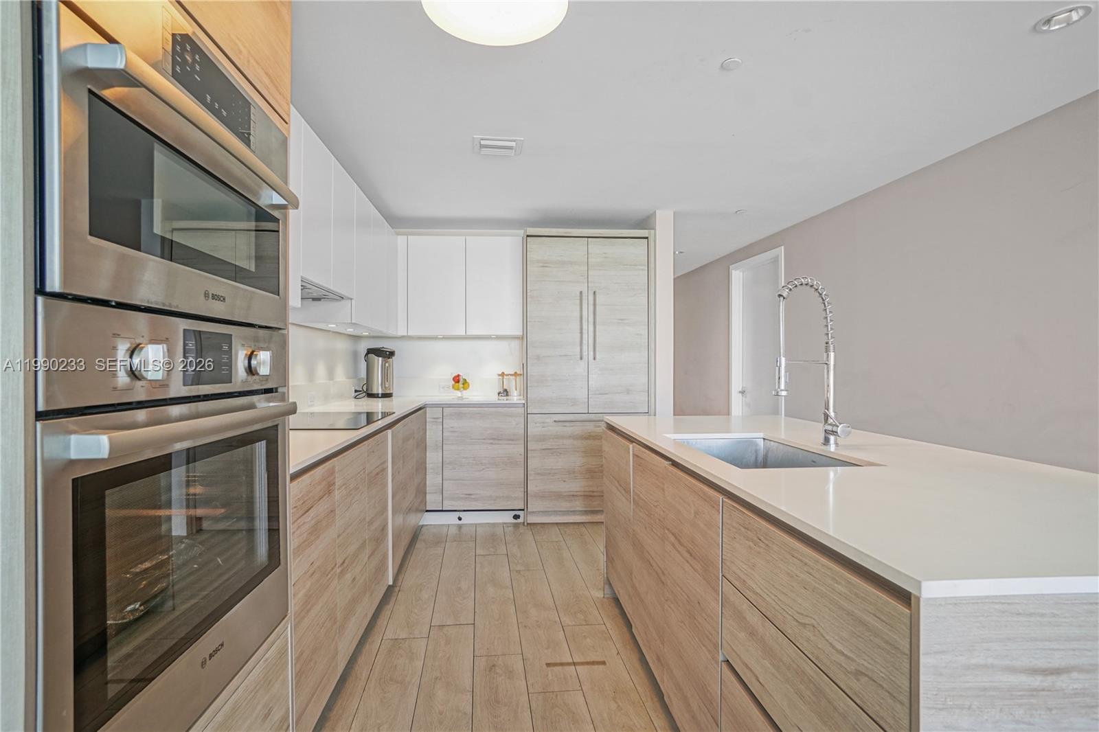 10201 E Bay Harbour