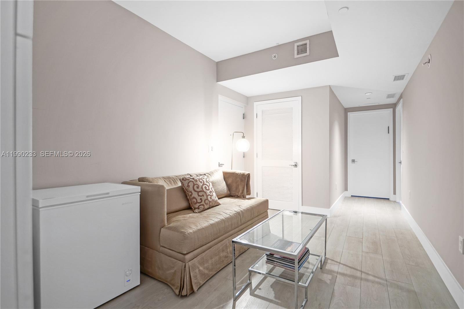 10201 E Bay Harbour