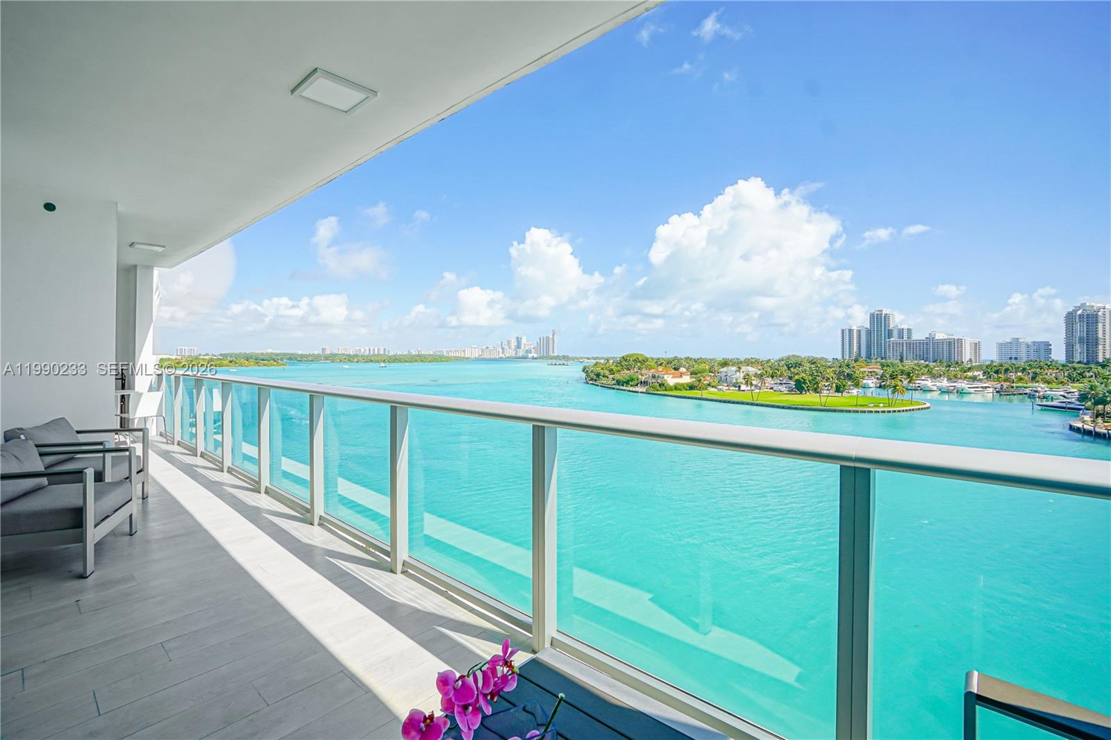 10201 E Bay Harbour