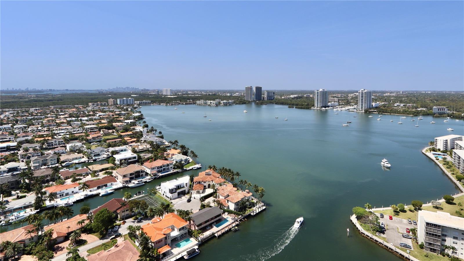 1000 Island Boulevard