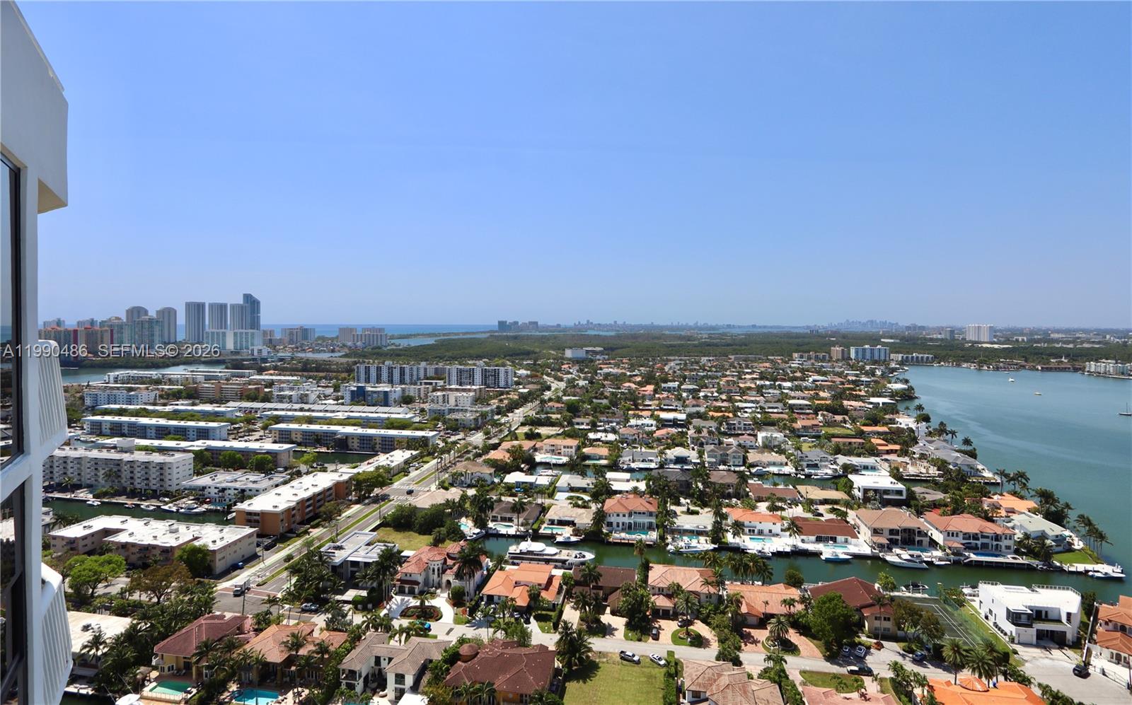 1000 Island Boulevard