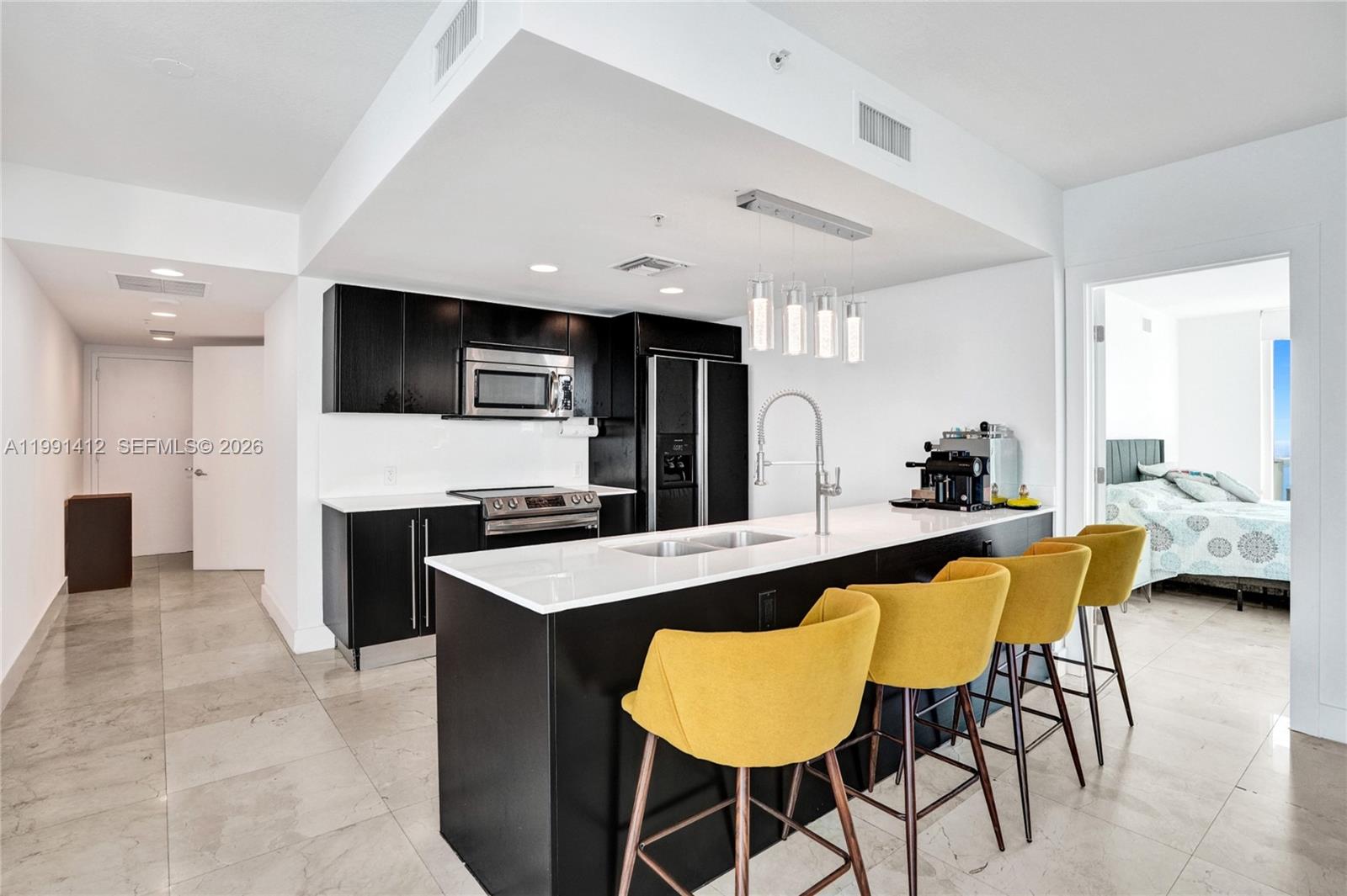 665 NE 25th Street