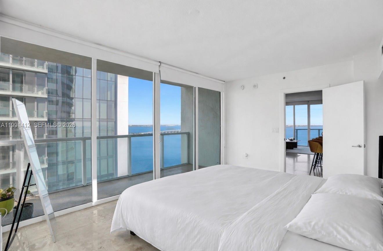 665 NE 25th Street