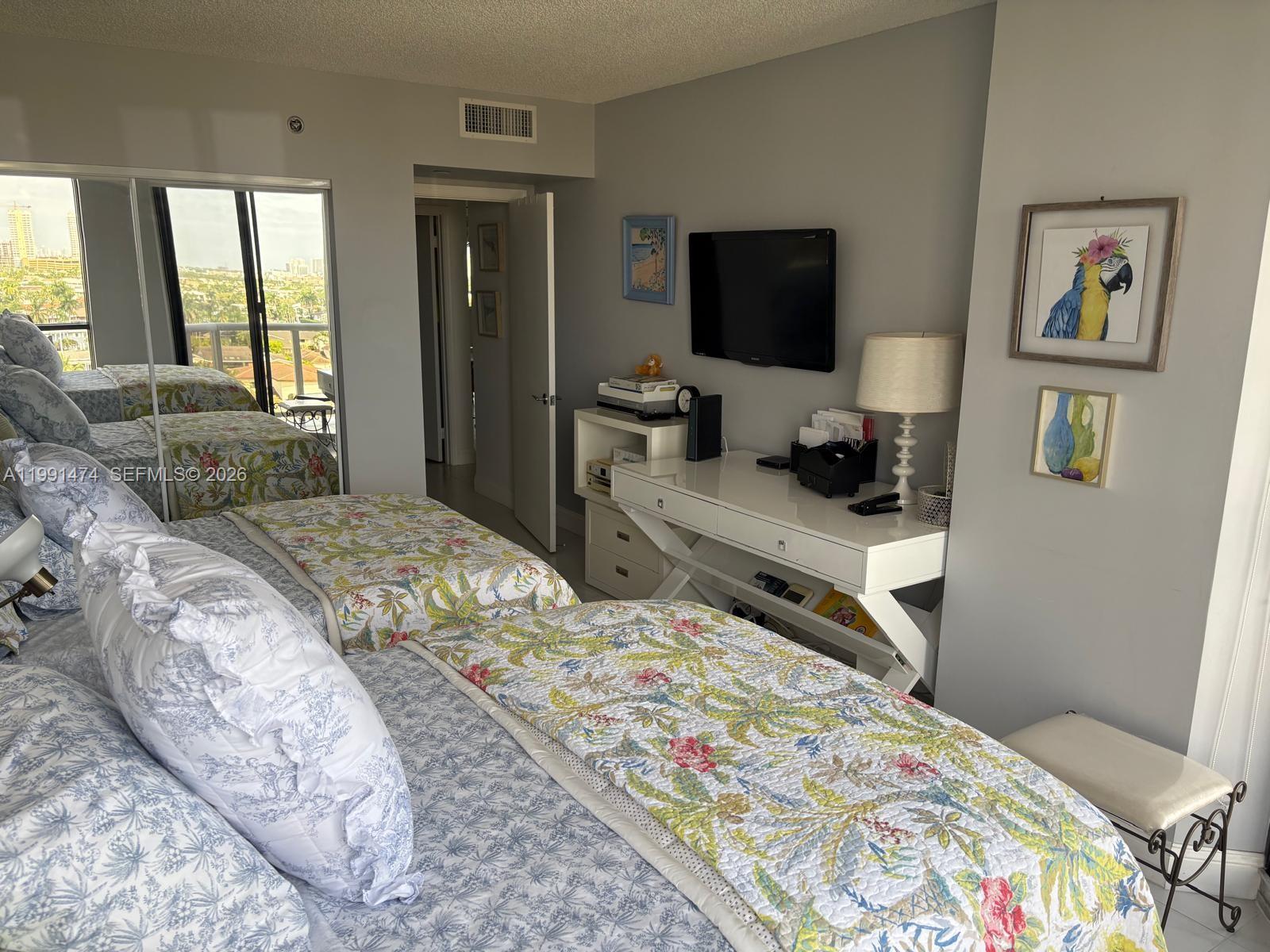 3600 Yacht Club Drive gallery image #16