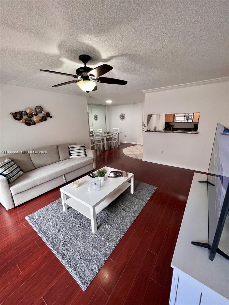 19555 E Country Club Drive