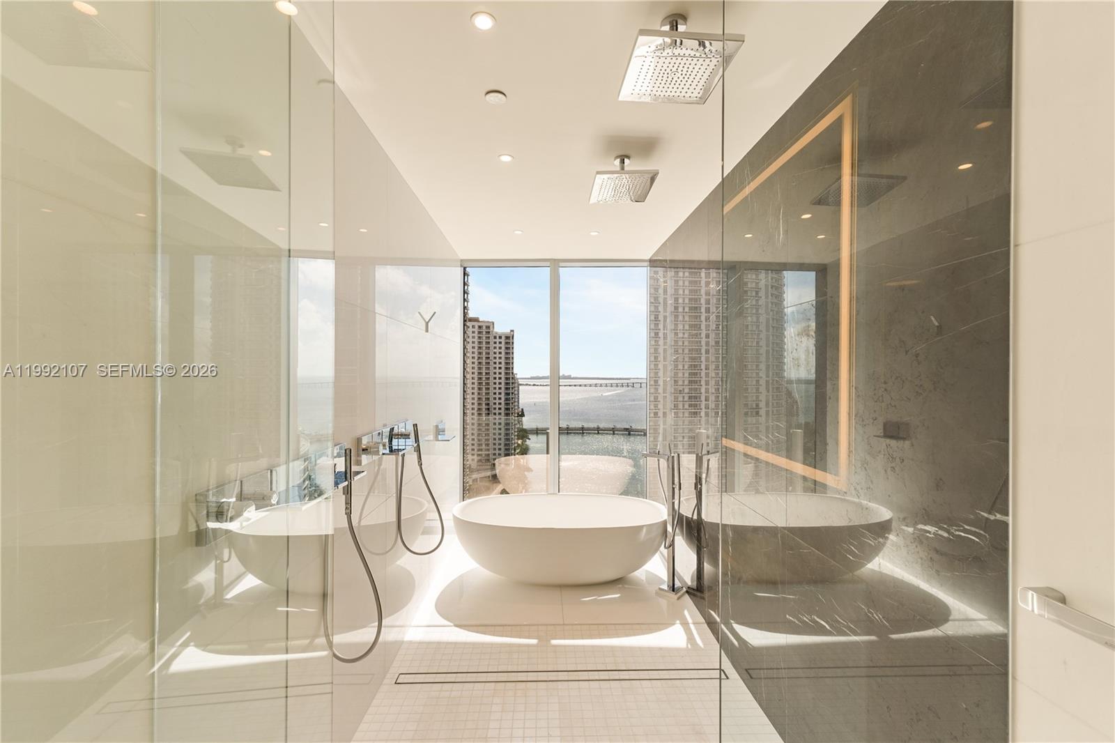 300 Biscayne Boulevard Way