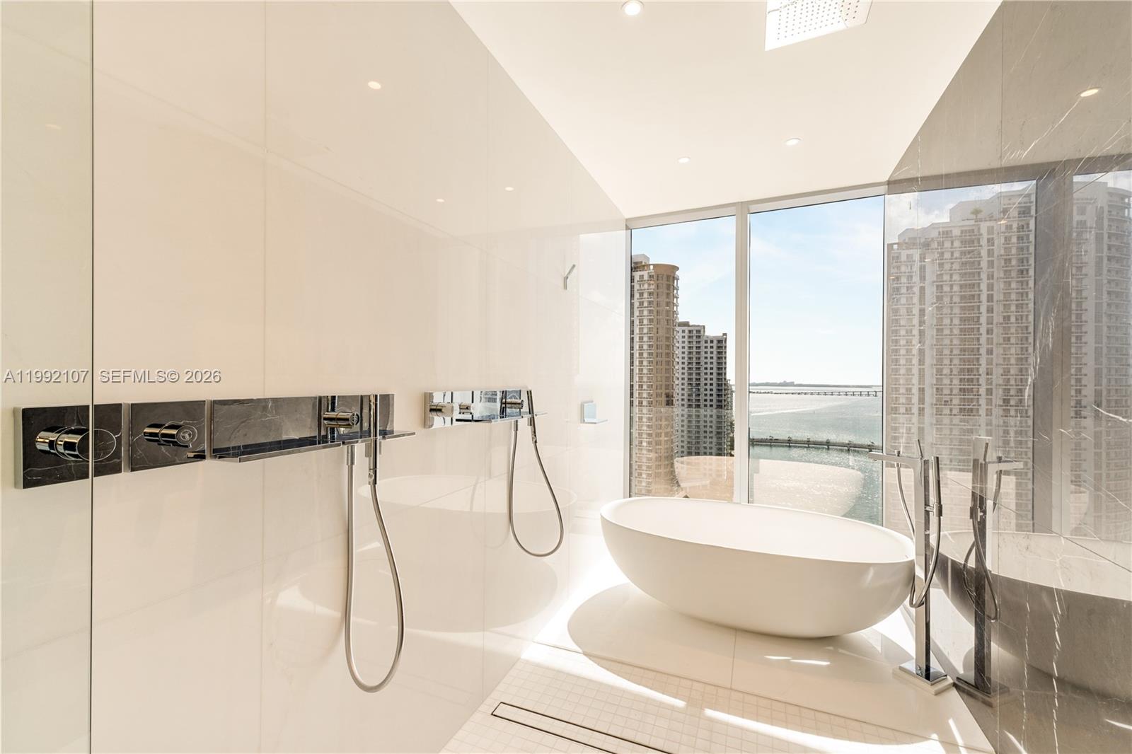 300 Biscayne Boulevard Way
