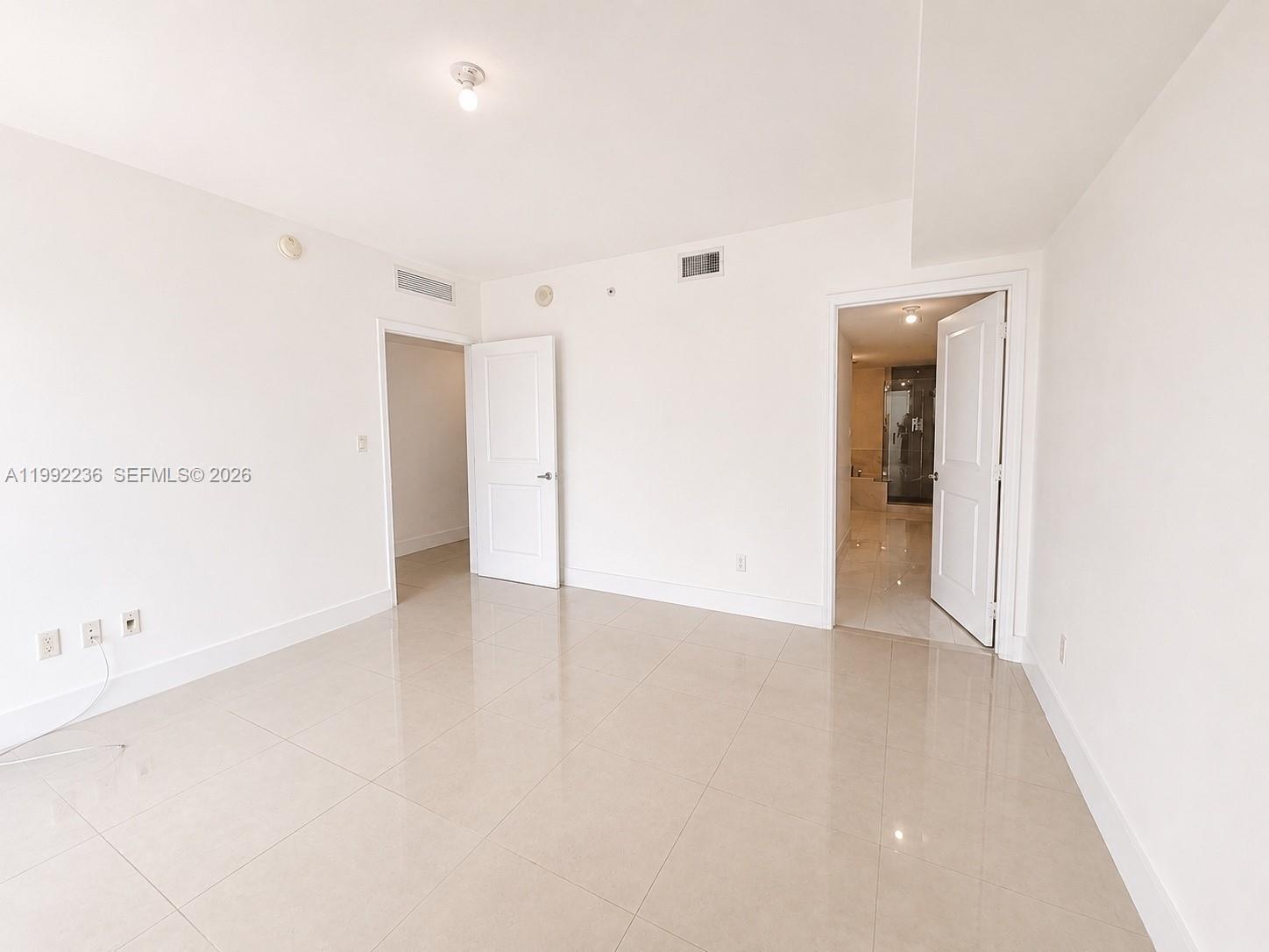 400 Sunny Isles Boulevard