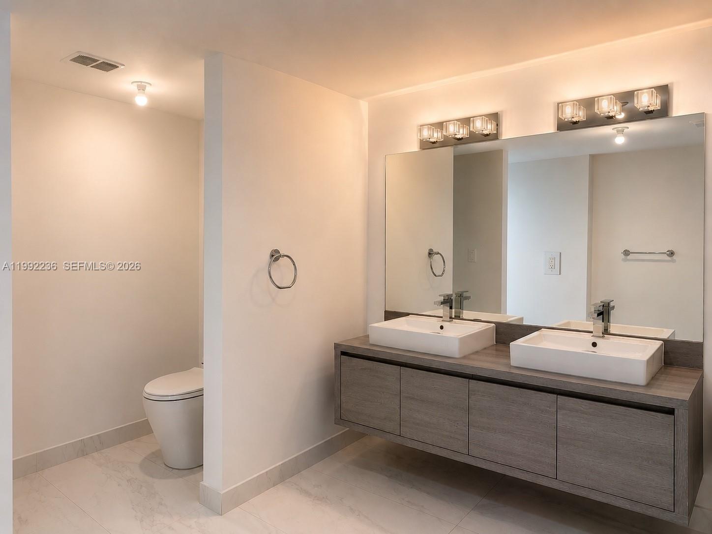 400 Sunny Isles Boulevard