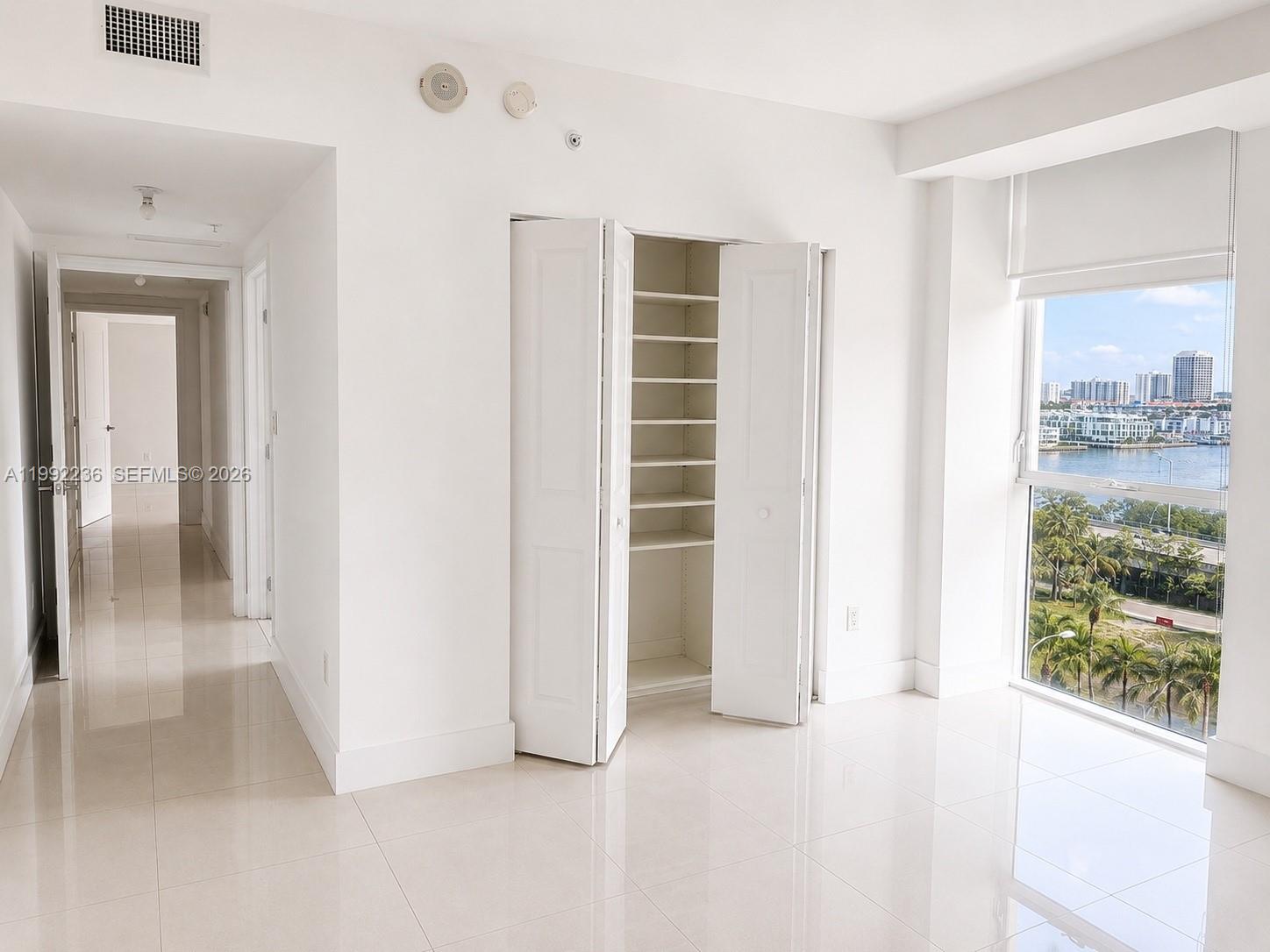 400 Sunny Isles Boulevard