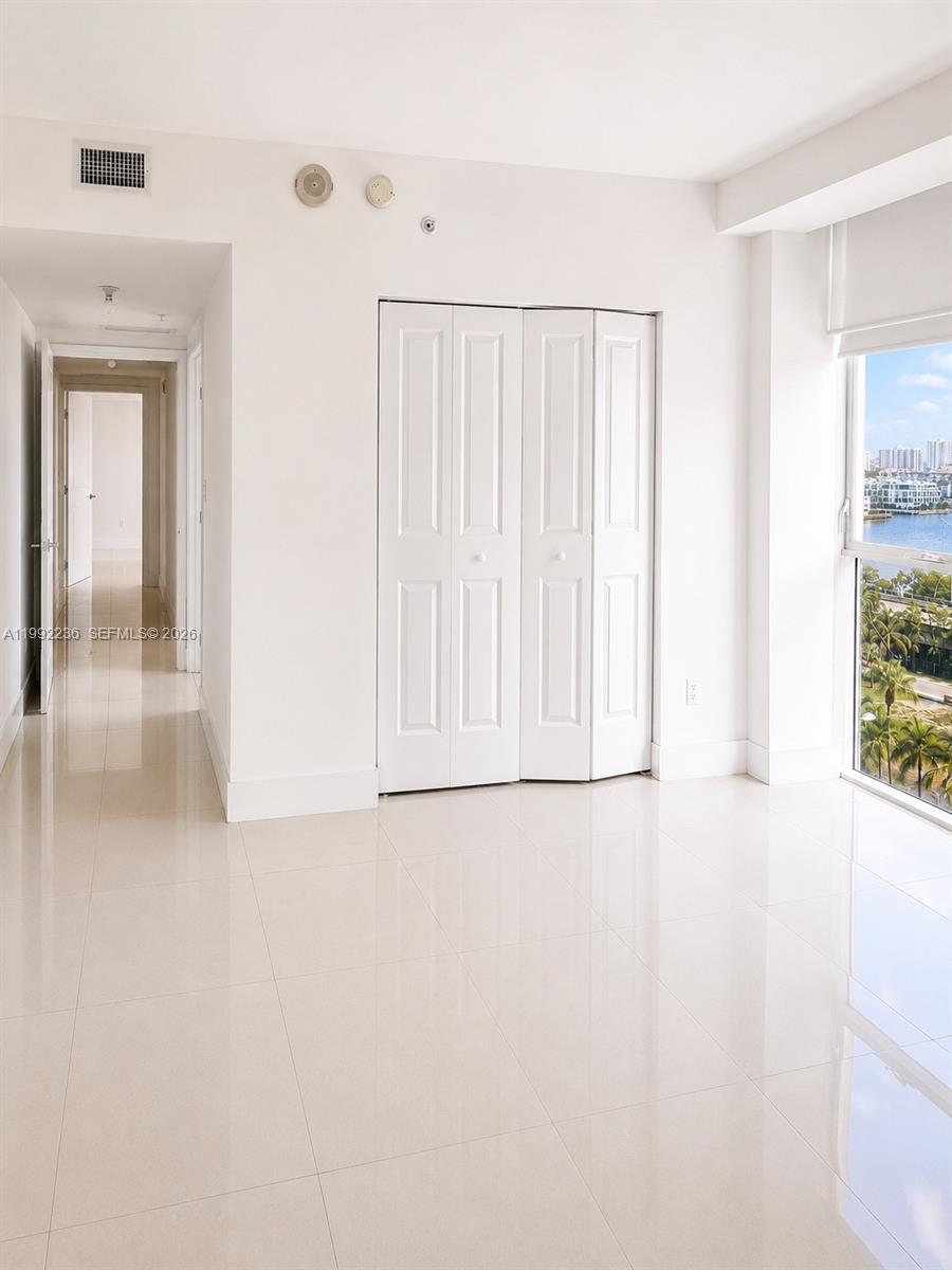 400 Sunny Isles Boulevard