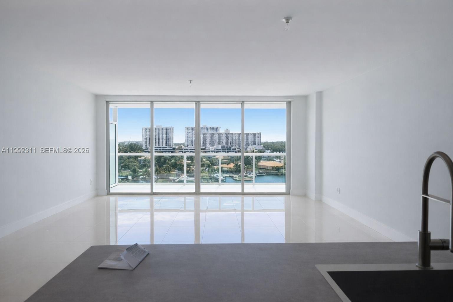 400 Sunny Isles Boulevard
