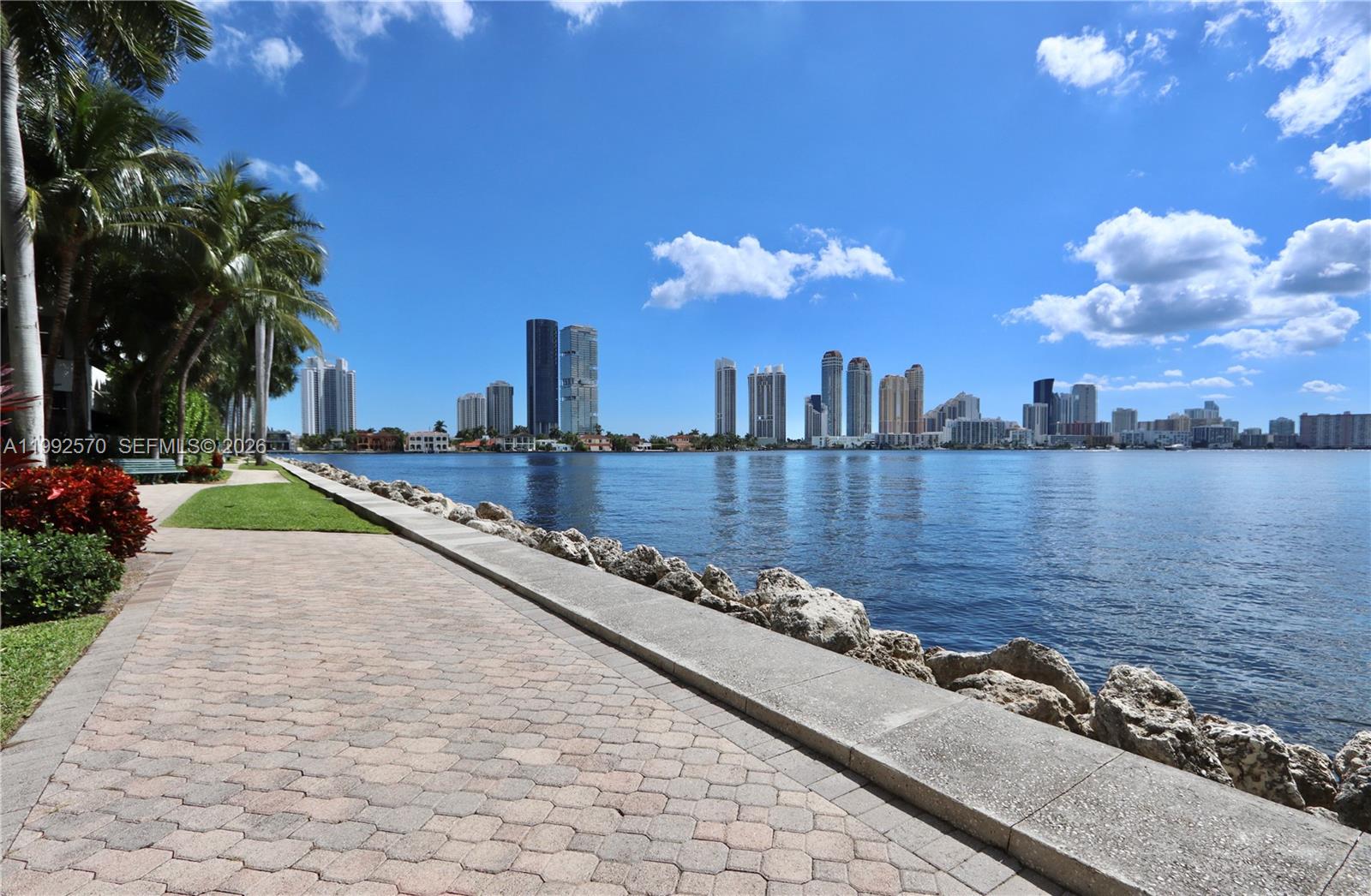 3500 Mystic Pointe Drive