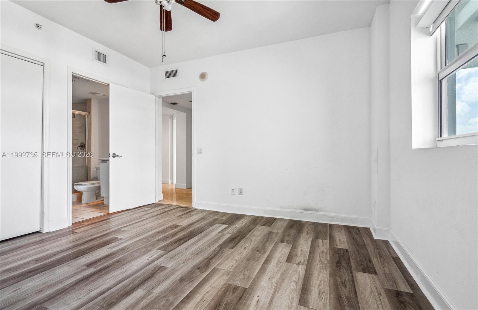 14951 Royal Oaks Lane