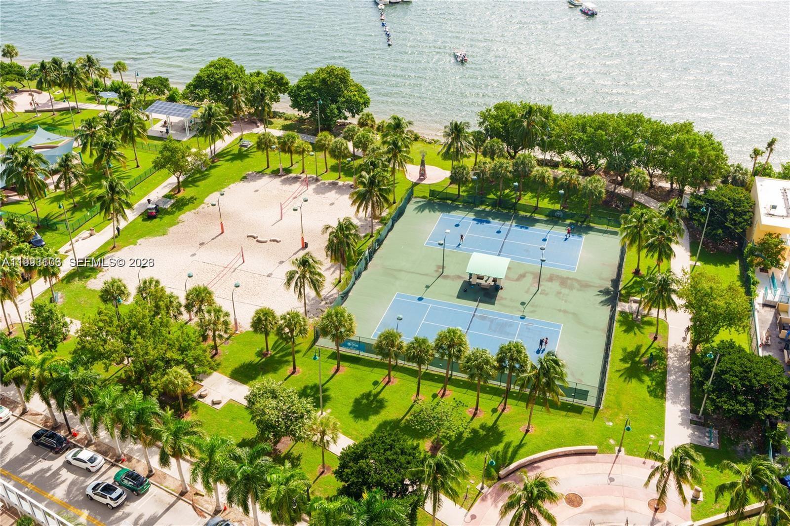 1750 N Bayshore Drive
