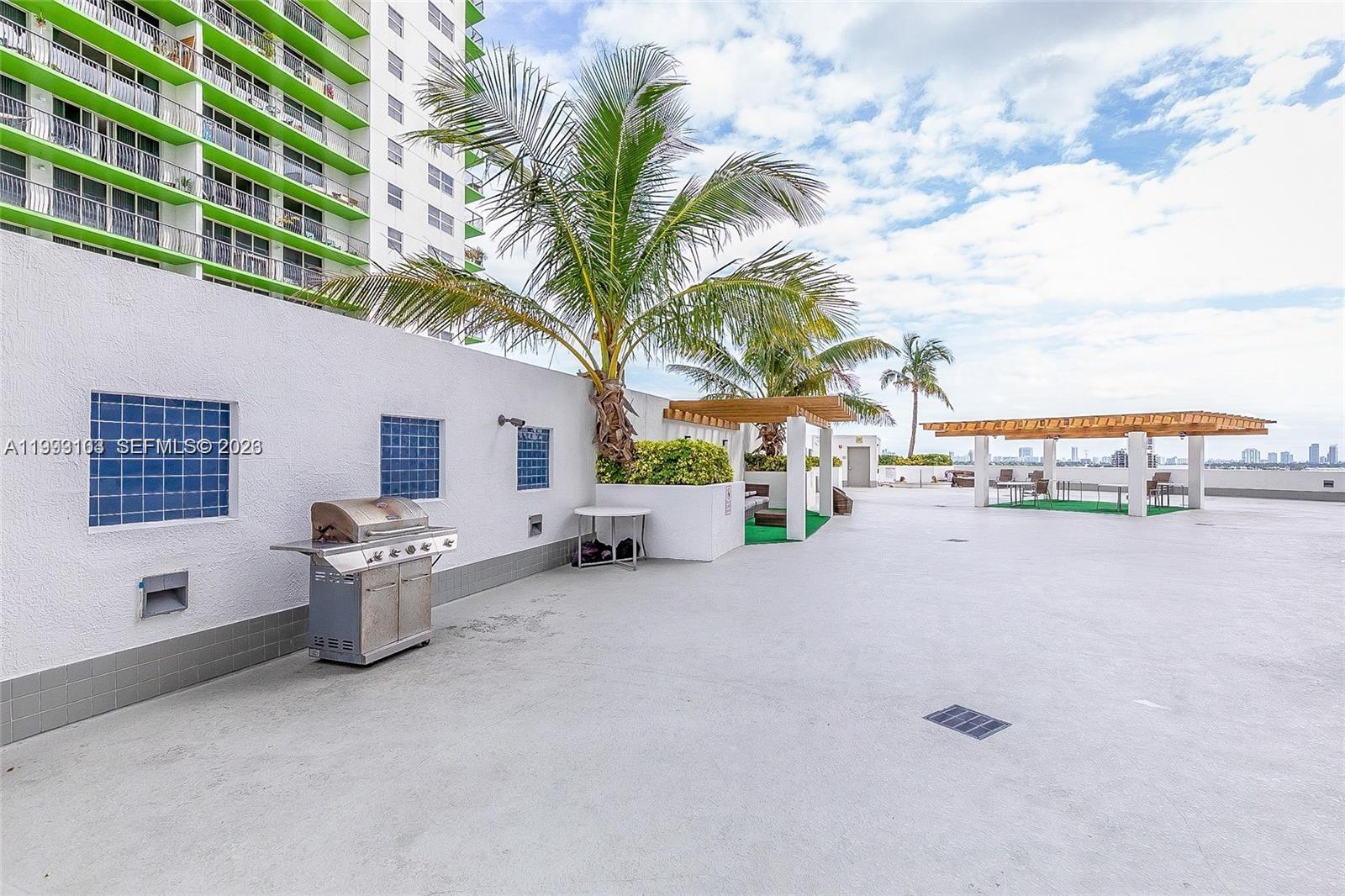 1750 N Bayshore Drive