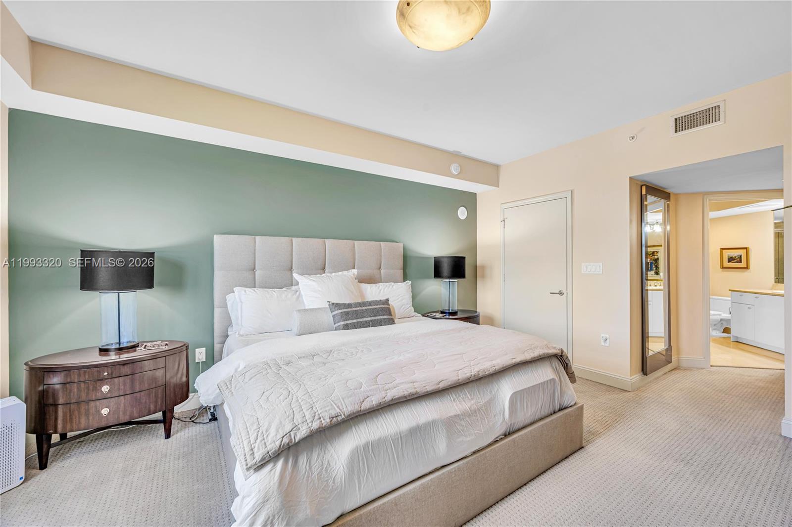 20000 E Country Club Drive