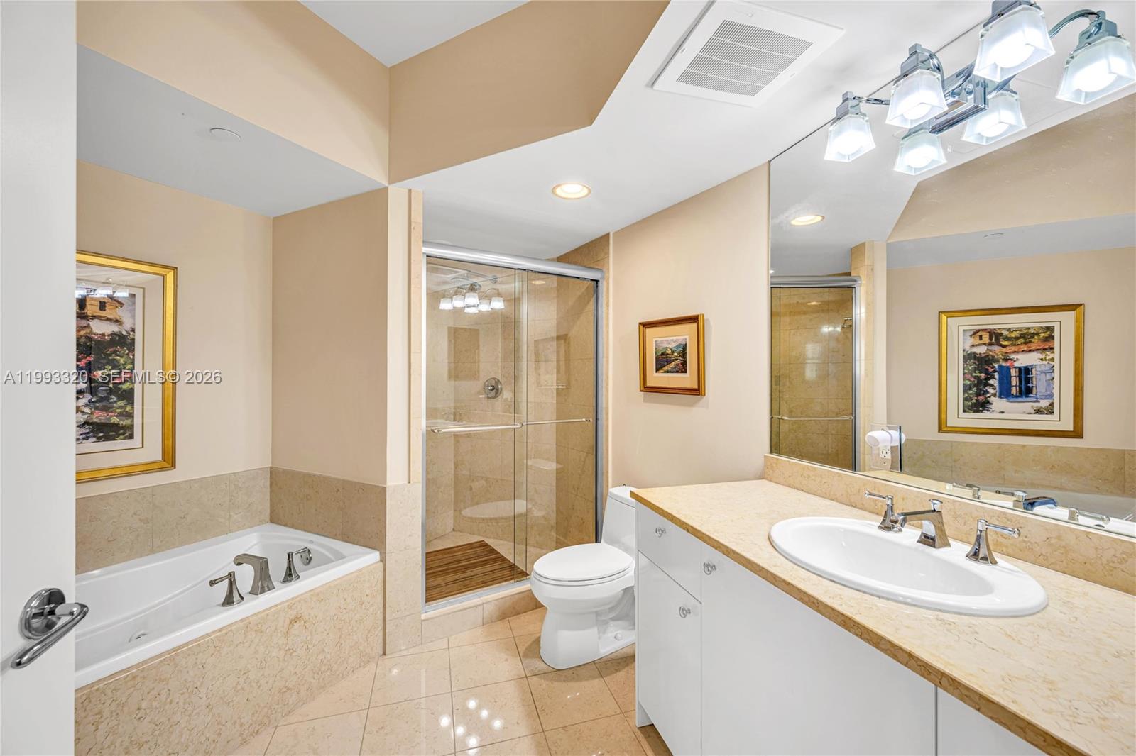 20000 E Country Club Drive