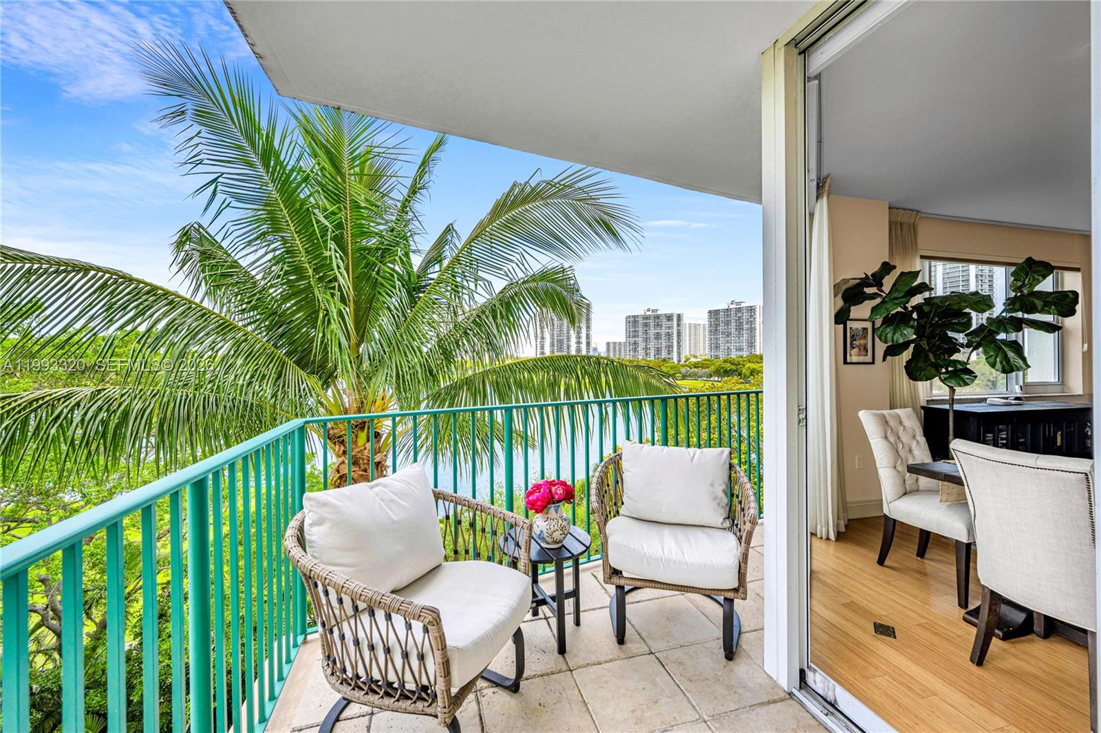 20000 E Country Club Drive