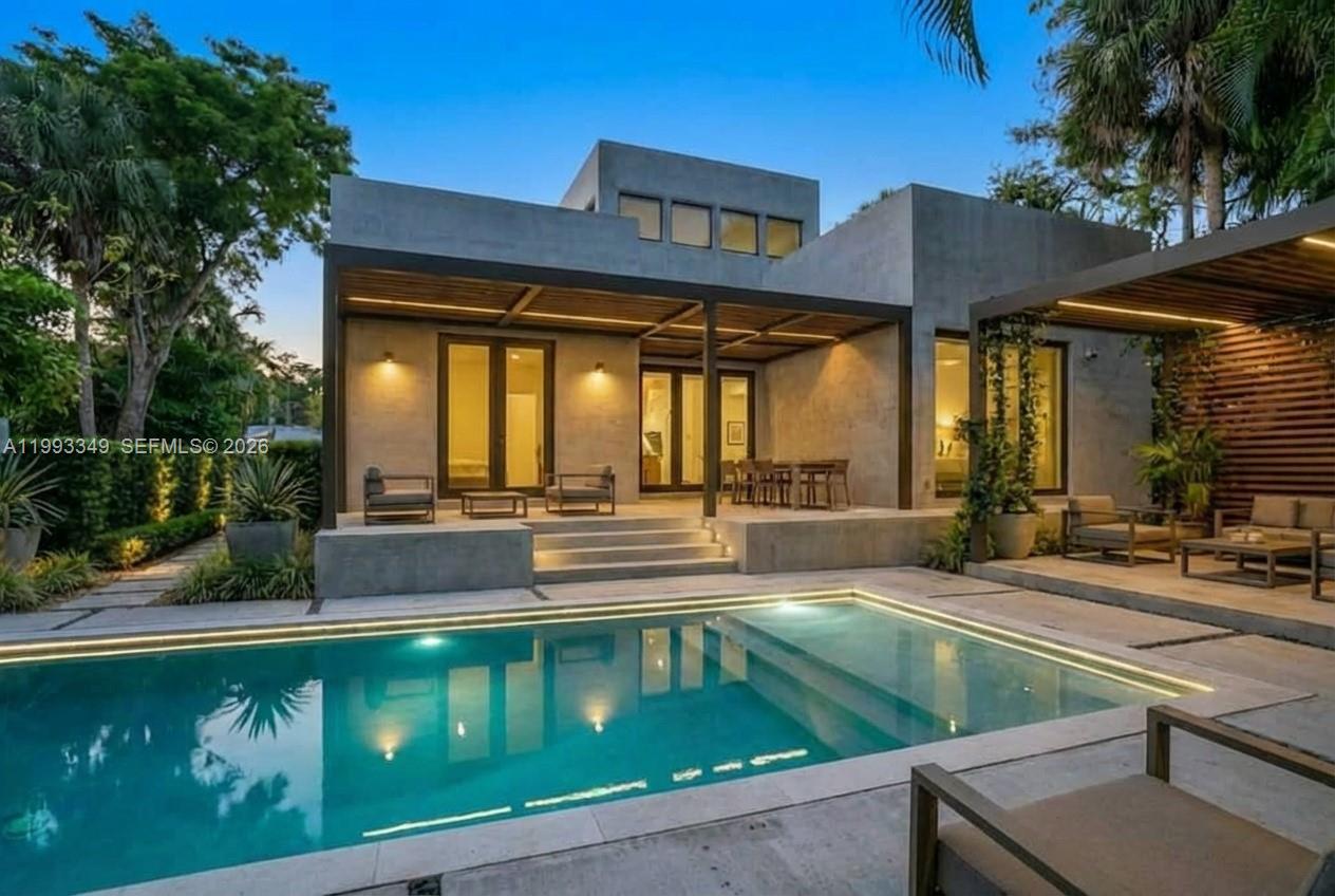 680 NW 33rd Street