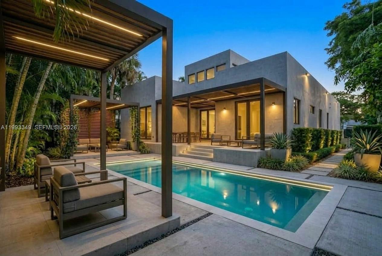 680 NW 33rd Street
