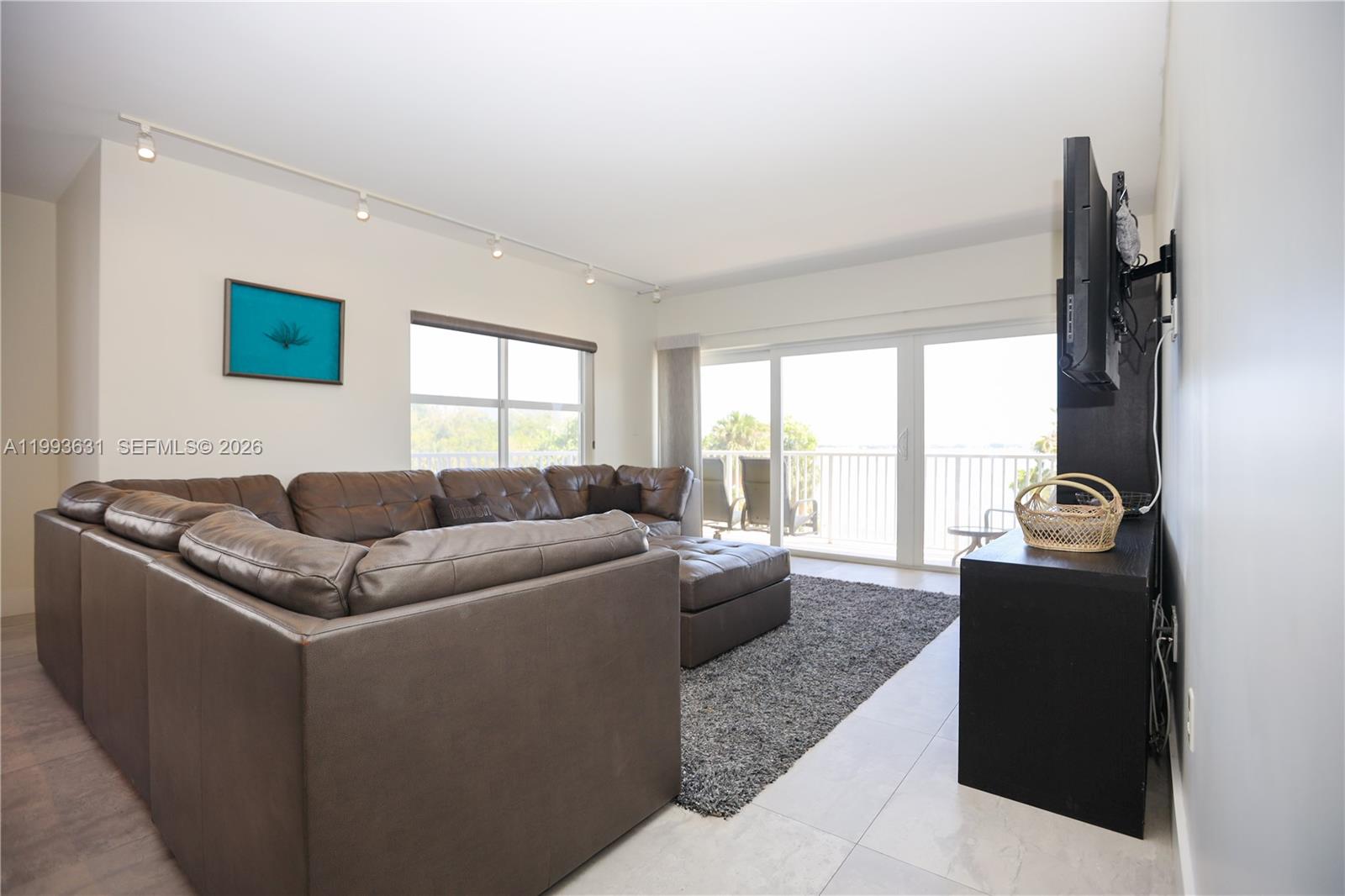 300 Bayview Drive