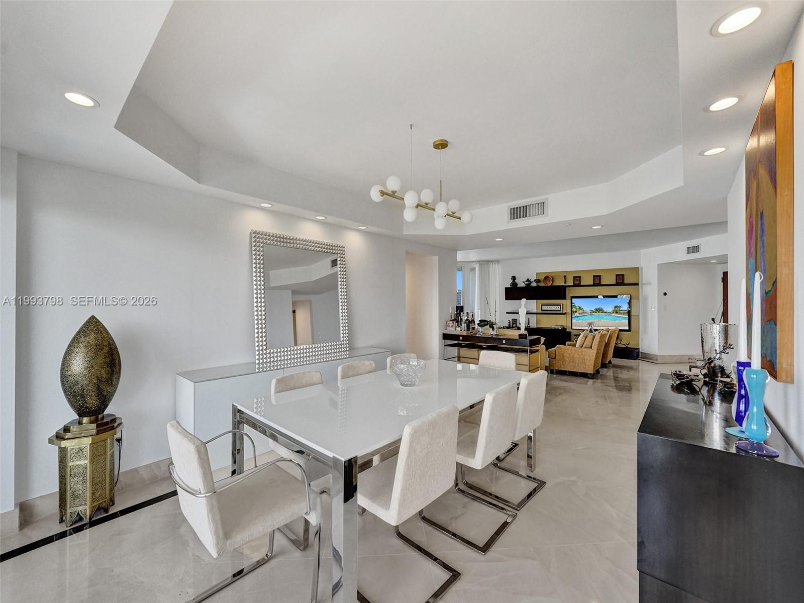7000 Island Boulevard