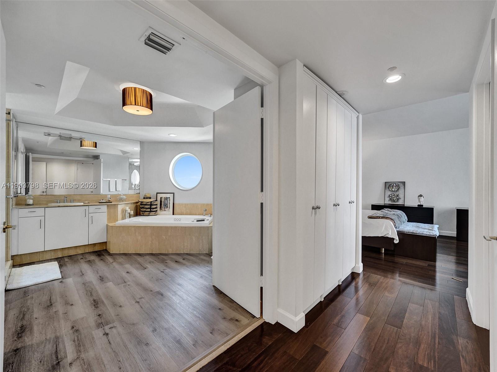 7000 Island Boulevard