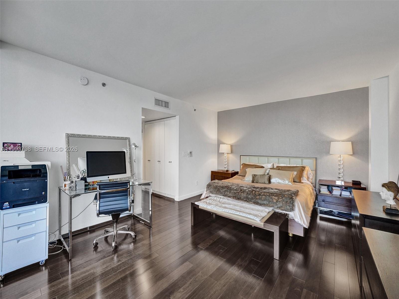 7000 Island Boulevard