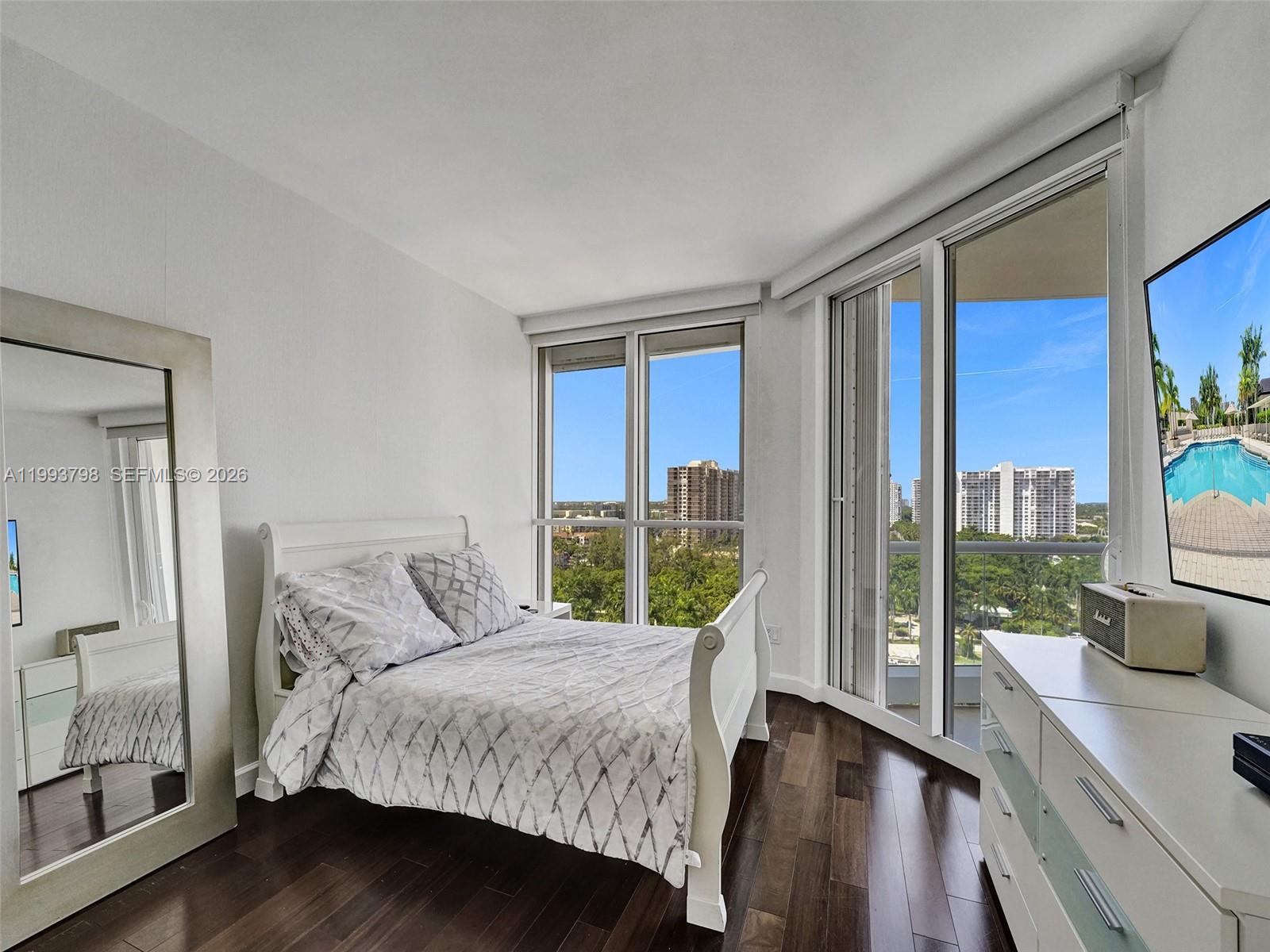 7000 Island Boulevard