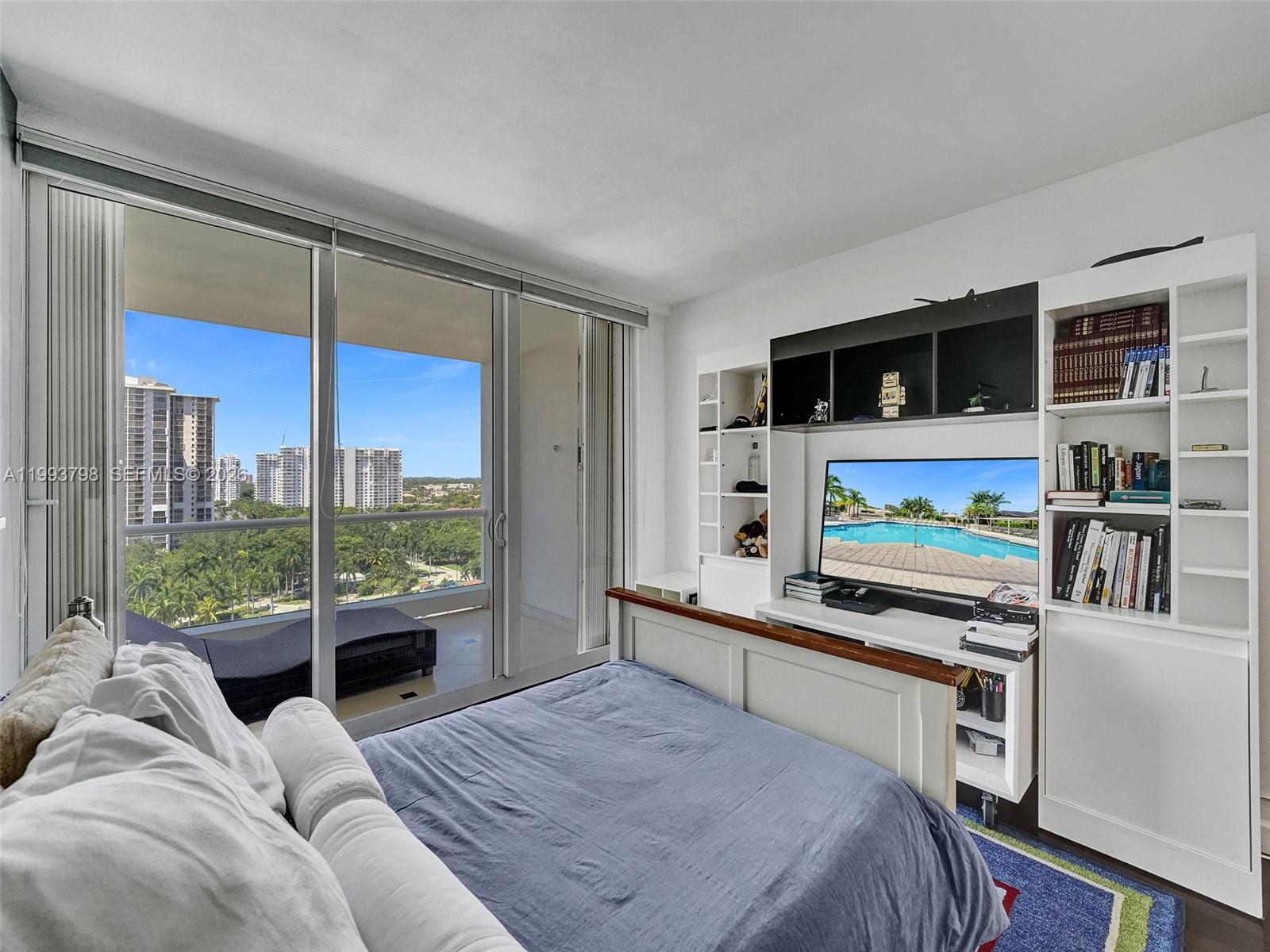 7000 Island Boulevard