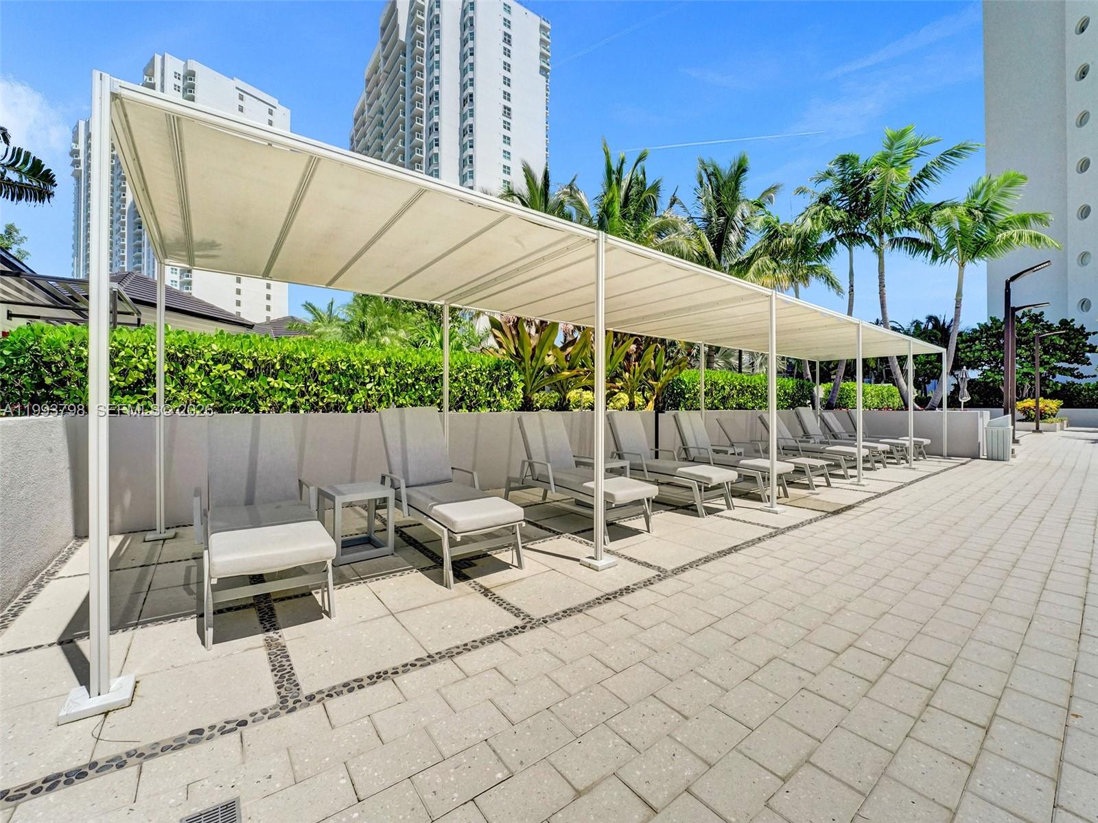 7000 Island Boulevard