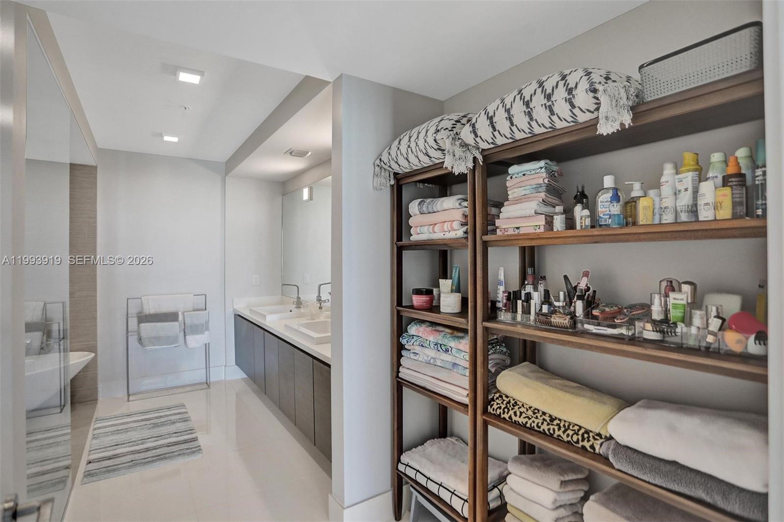 300 Sunny Isles Boulevard
